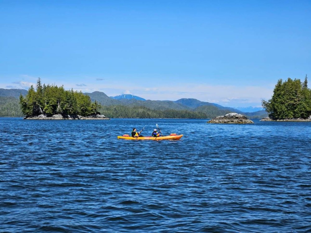 KAYAK 1 compressed